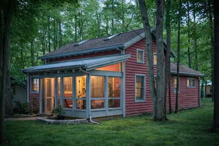 Bubblegum Bungalow · photo 1